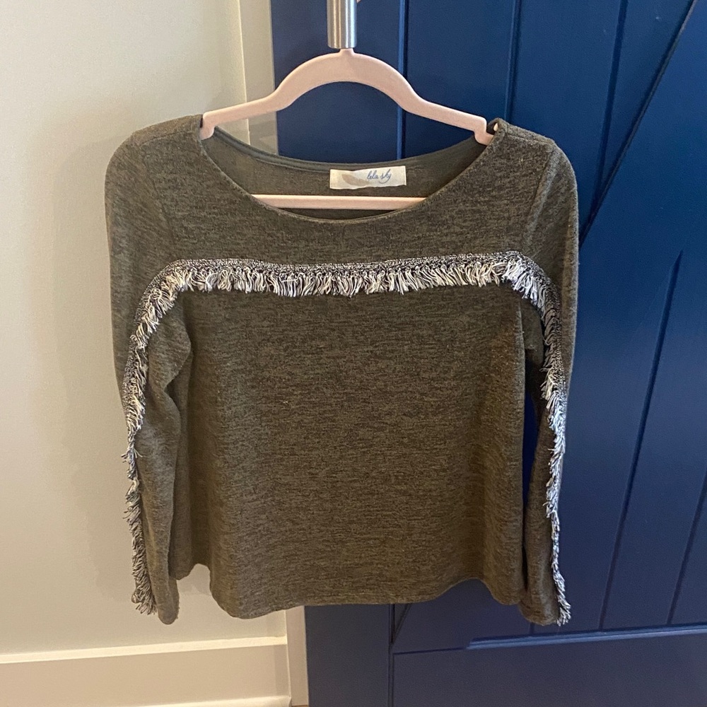 Green Fringe Detail Sweater - size small